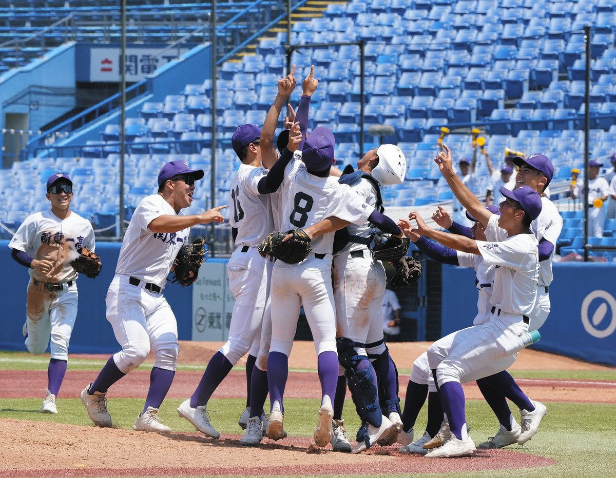関東一が2年連続で優勝、10回目の夏の甲子園へ 岩倉は先制したが追加点