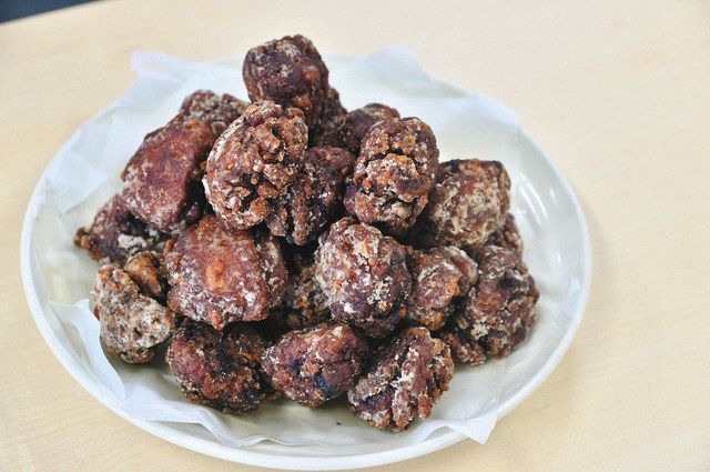 佐野黒から揚げ＝佐野市で 