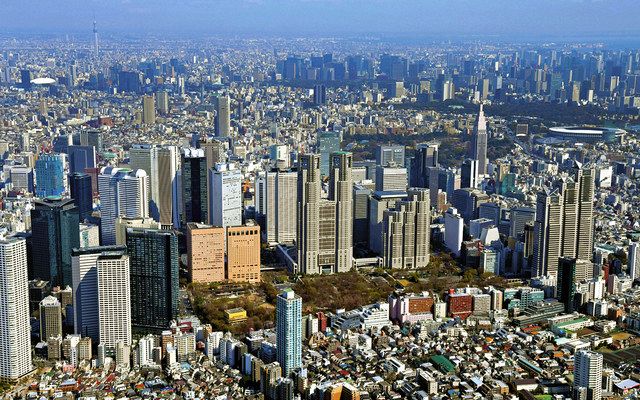望 都の空から 西新宿 低層部も発展する街 東京新聞 Tokyo Web