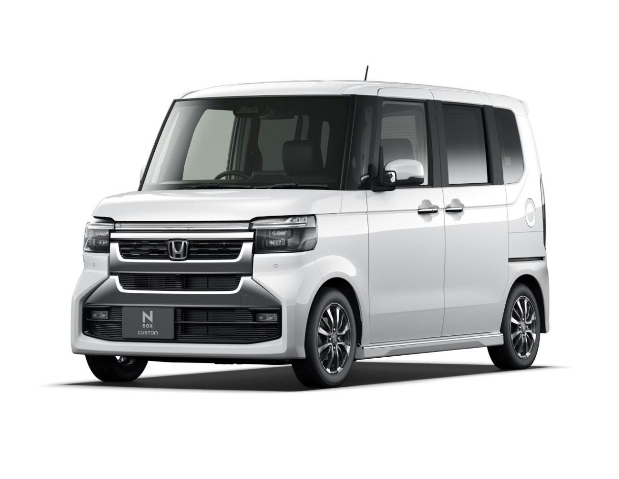 ホンダ★N-BOXカスタム★後期★車検【令和9年7月15日】スチールベルト音あり ホンダ、改良エヌボックスを発売 軽11年連続首位、前面を見直し
