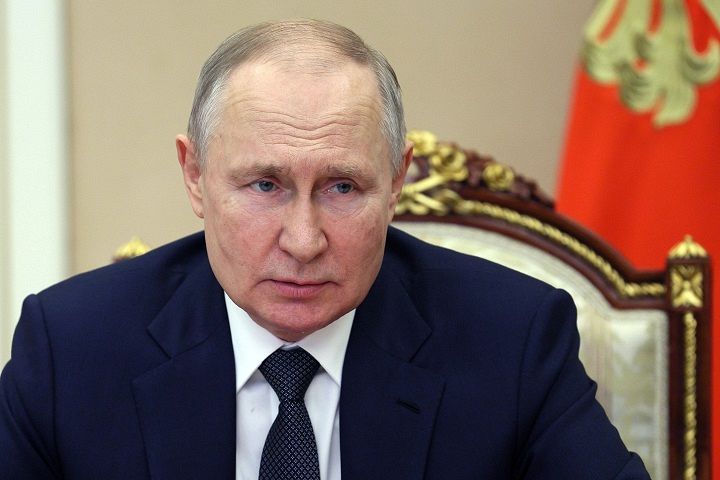 プーチン氏の戦術核配備表明が意味すること 4日前に公表した原則を否定