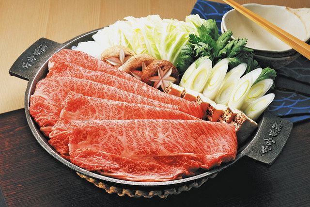 「『浅草今半』すき焼セット」（１万８００円）＝小田急百貨店提供
