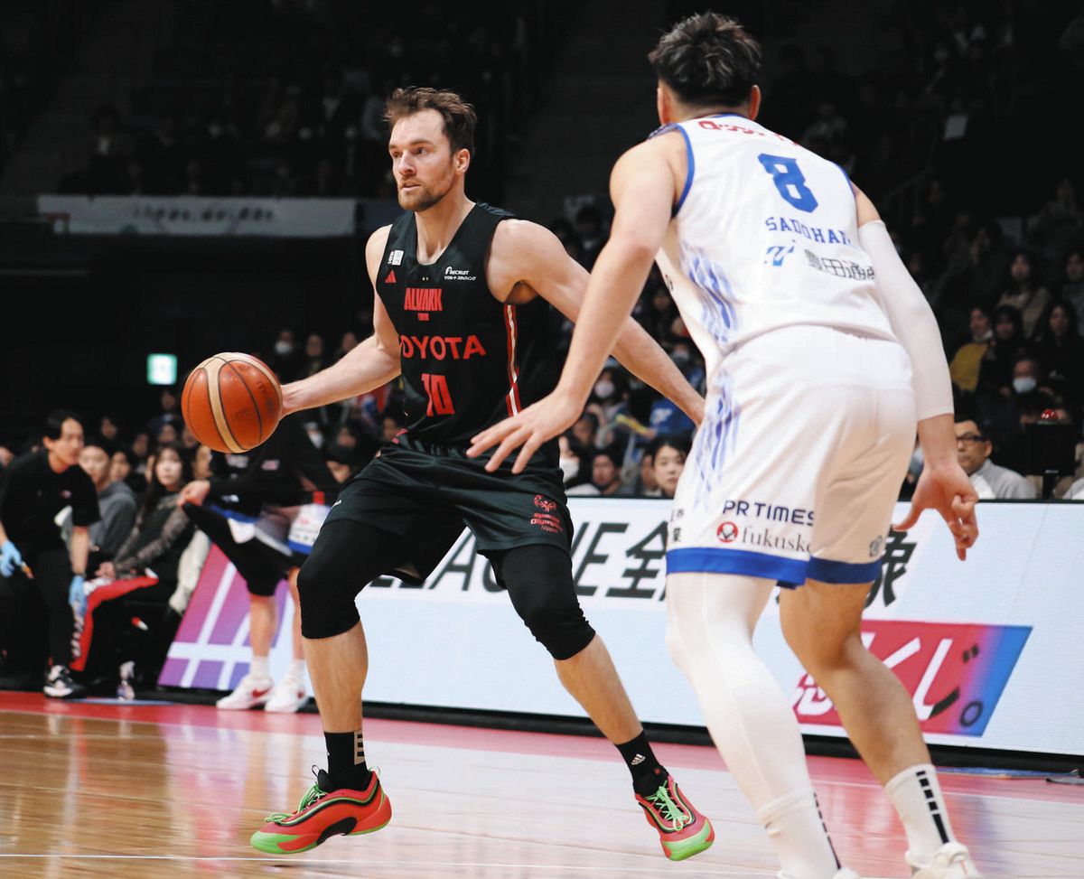 悔やまれるワンプレー…アルバルク東京、5連勝ならず ミスから