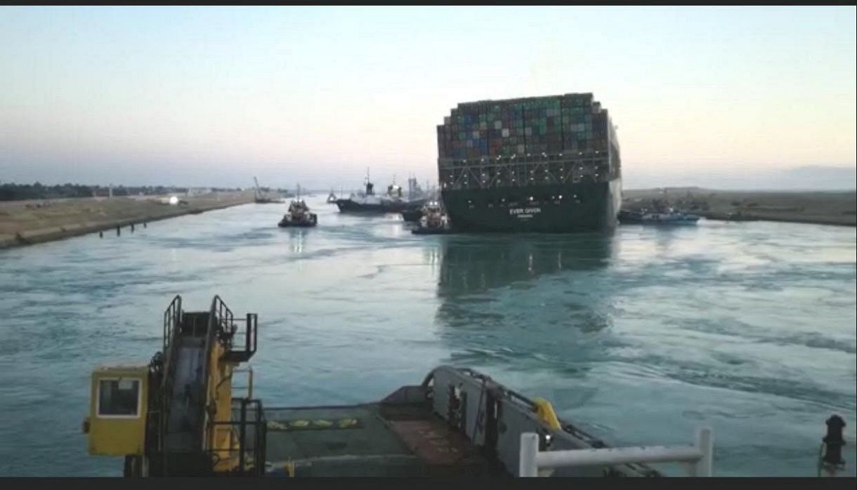 スエズ運河の足止め解消 422隻、全て通過：東京新聞デジタル