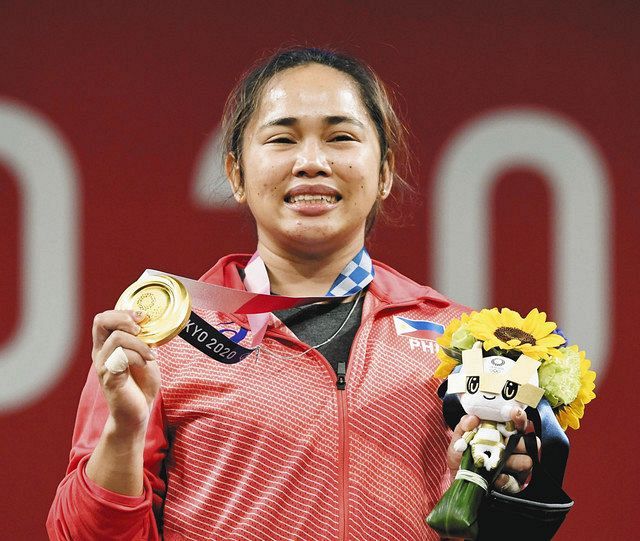 史上初の金メダルに沸くフィリピン 東京五輪で偉業の重量挙げ女子選手に報奨金や賞金２億円超か 東京新聞 Tokyo Web