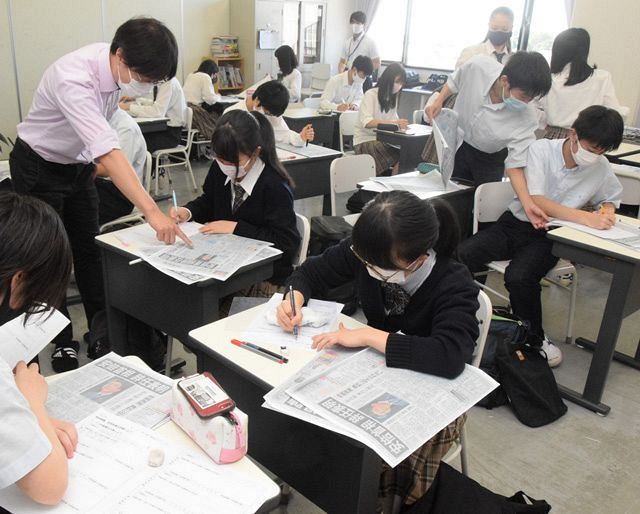 学校と新聞 各紙の読み比べ 首相辞任 の伝え方チェック 東京新聞 Tokyo Web