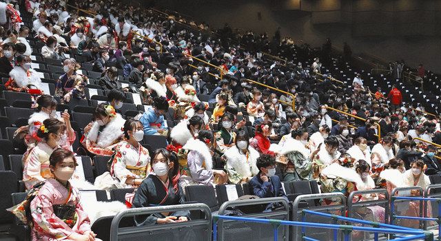 大人へ一歩 対策しっかり 成人の日 埼玉県内の各自治体で式典 東京新聞 Tokyo Web 大人へ一歩 対策しっかり 成人の日 埼玉県内の各自治体で式典 東京新聞 Tokyo Web