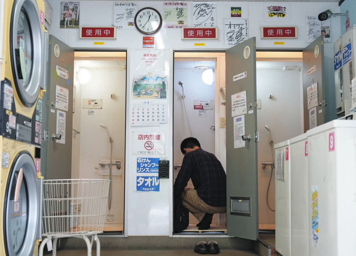 政治家は知ってますか?「コインシャワーは社会的インフラ」ということ 年収200万円台だった男性の訴え:東京新聞デジタル