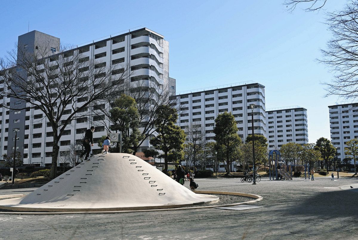 高島平団地が「シニアの楽園」と呼ばれるワケは？ 歩いて確かめた