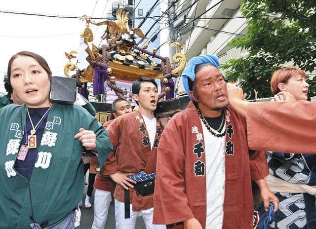 三社祭 神輿100基、４年ぶり浅草に繰り出す 本紙記者、ウクライナ避難