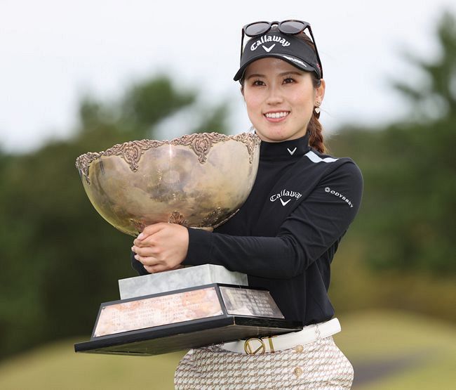 女子ゴルフ 西村優菜が2週連続優勝：東京新聞デジタル