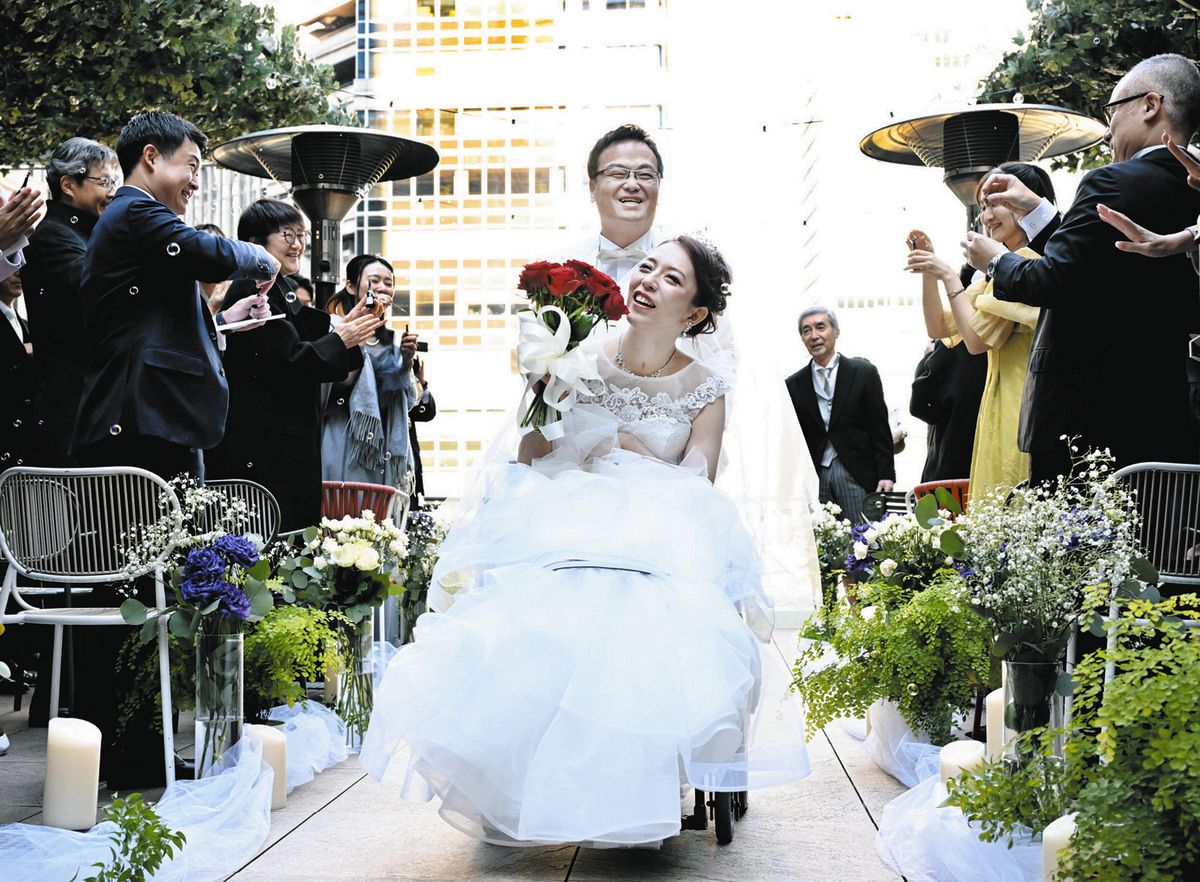 倒れていろんなことを諦めた…でも「結婚式」は諦めたくない 車いすの 