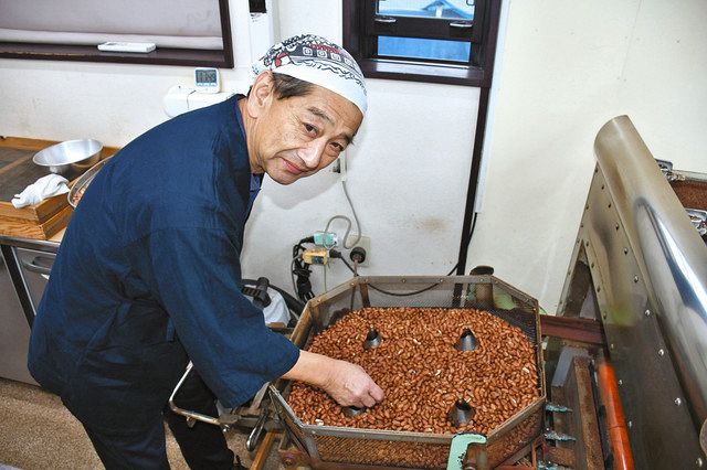 木更津の かずさ屋 鈴木久登志社長 台風被害の千葉支援 落花生焼酎に原料提供 東京新聞 Tokyo Web