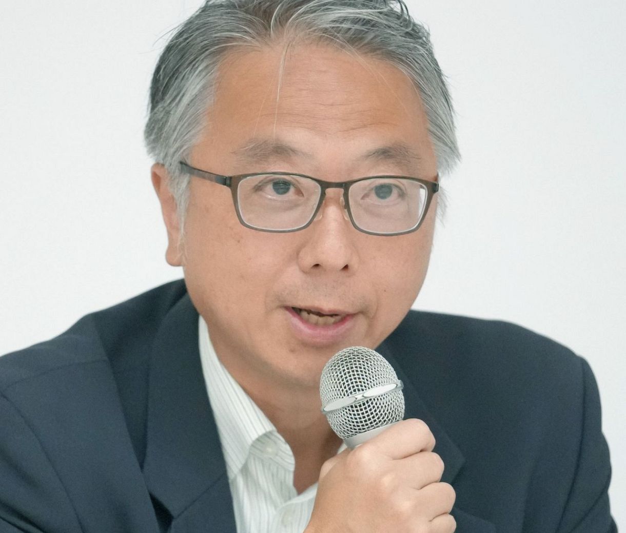 楽天市場】【中古】オウム真理教は狂気か: あの麻原彰晃沈黙を