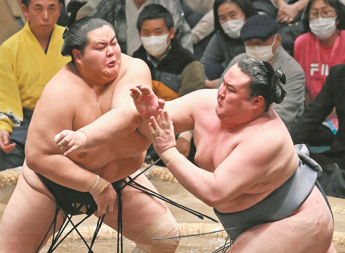 金峰山、先場所優勝の大関琴桜にも「肩の力を抜いて思い切り」突き出し 