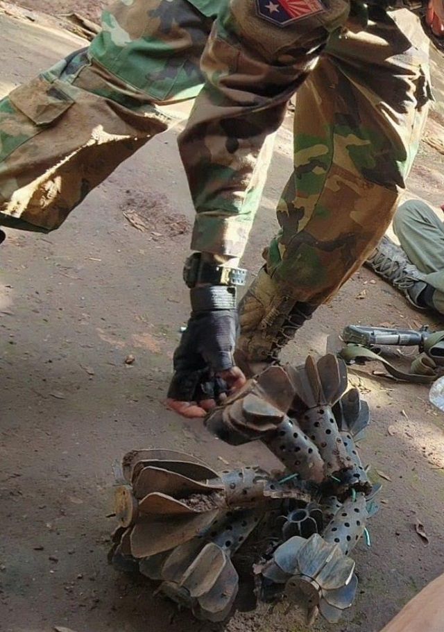 ミャンマー国軍の駐屯地を武装勢力が襲撃 国軍側も応戦、民間人3人が犠牲に:東京新聞デジタル