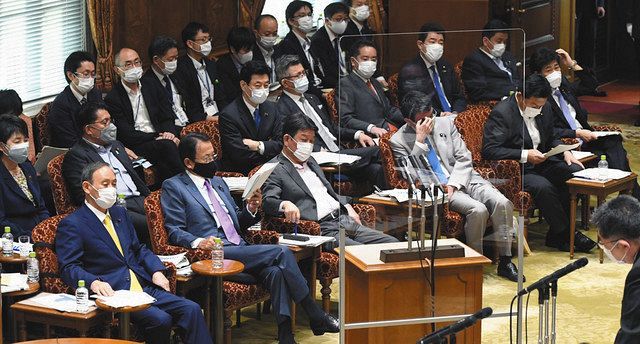 菅首相と全閣僚が出席して総括質疑が行われた参院決算委員会