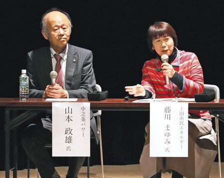 討論する山本社長（左）と藤川理事長