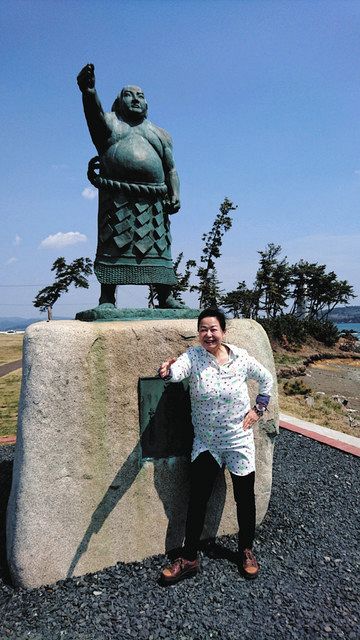 東日本大震災12年＞大津波にも「のこった」雷五郎像 神田紅、気仙沼の