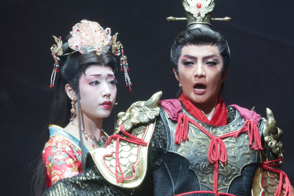 最強の武将役 鳳月杏、全力 月組「RYOFU」開幕 「宝塚『らしくない』と