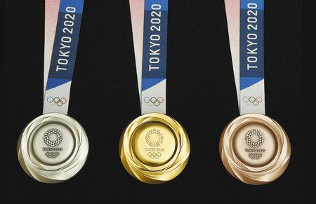 社会編＞東京五輪まで1年 メダル披露：東京新聞デジタル