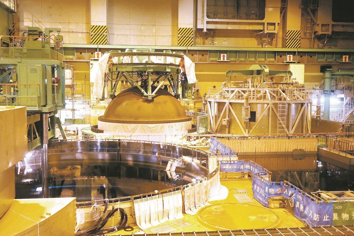 柏崎刈羽原発 公開された6号機の「核燃料」装塡作業 ハード面の準備は