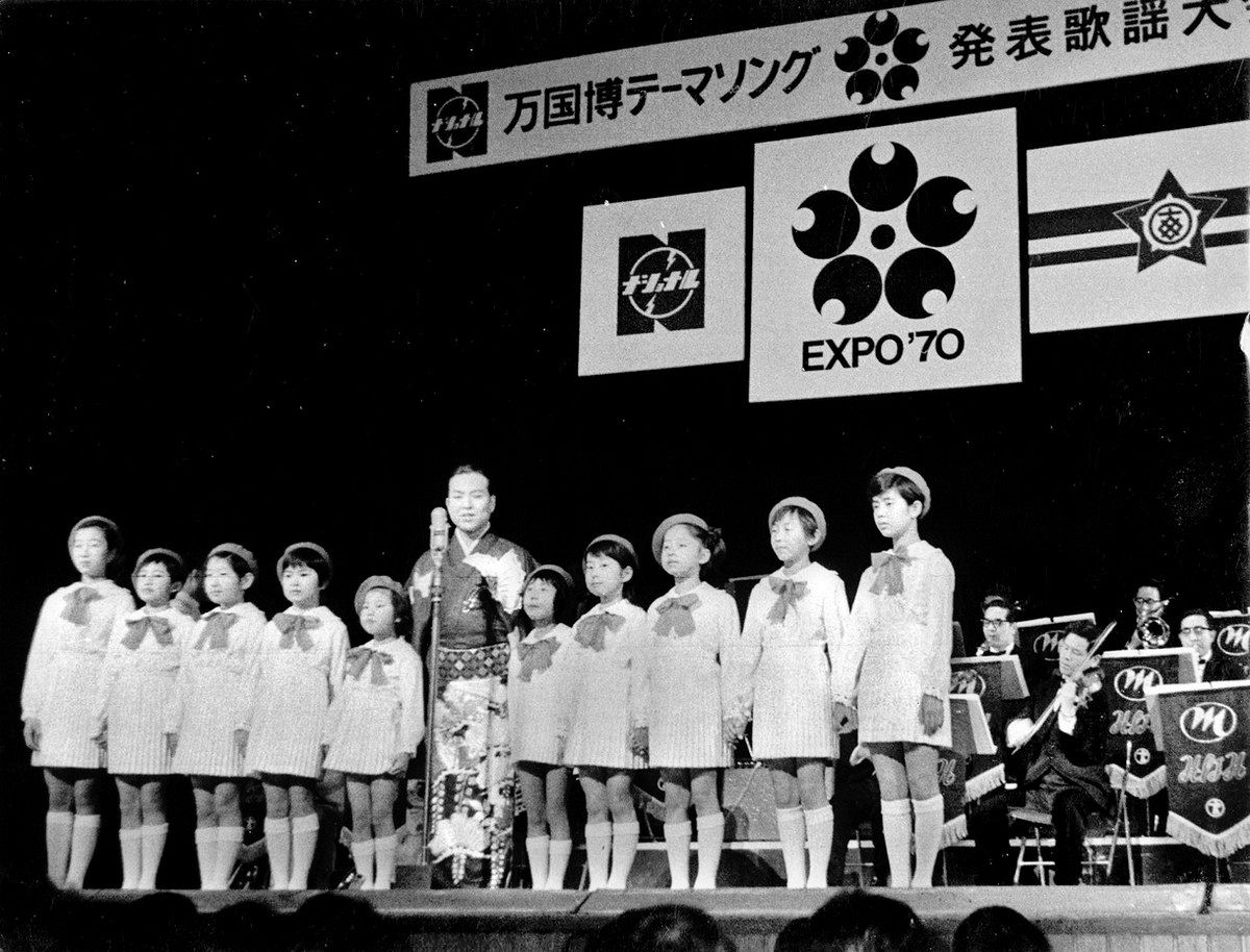 根底に流れる「戦争は嫌」 1967（昭和42）年「世界の国からこんにちは