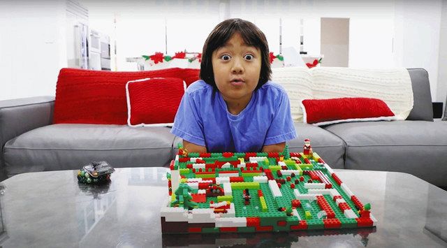 国際編 ９歳カジ君 ３０億円ユーチューバー 東京新聞 Tokyo Web