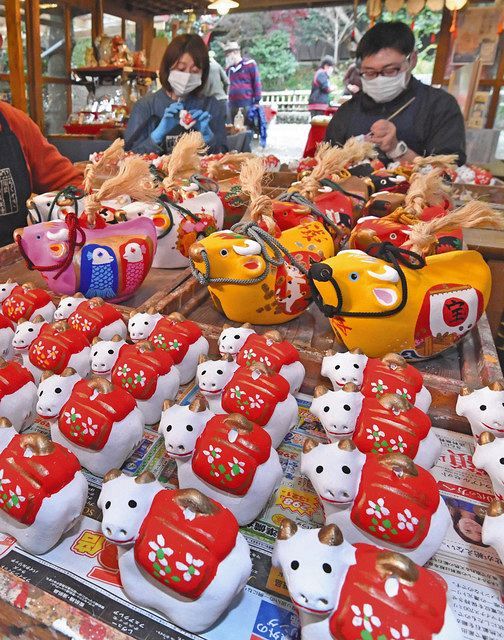 アマビエ」モ～あるよ！ 来年の干支、丑の土鈴作り頑張ってます：東京