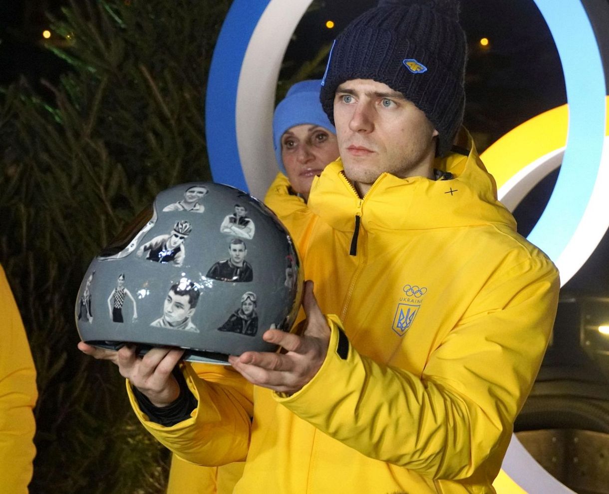 追悼ヘルメット「本番も着用」 ウクライナ選手、IOCは認めず：東京