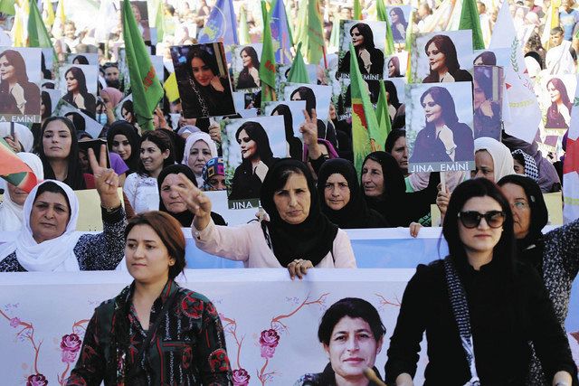 妊婦含む13人死亡 イラン革命防衛隊がクルド人拠点を攻撃 「ヒジャブ」巡る抗議デモ拡大に対し：東京新聞 TOKYO Web