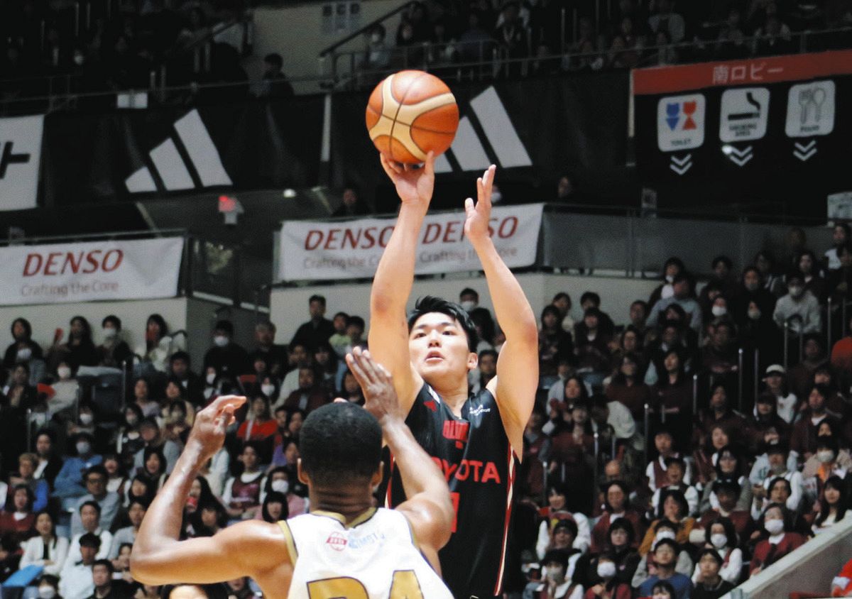 安藤周人、流れ呼び込む3点シュート4本も「満足してない」 アルバルク