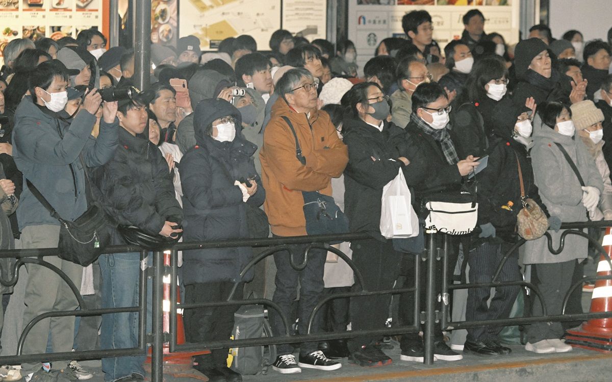 選挙演説に人が押し寄せても「公明幹部がお目当ての人ばかり…」 記者が