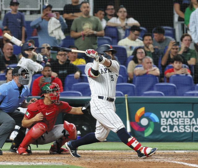 侍ジャパンがWBC決勝進出 村上が逆転サヨナラ二塁打「何度も