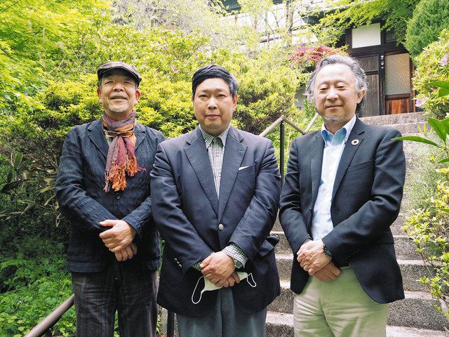 「市民と市が折り合いをつけながら協力できた」と話す（左から）出口さん、久保さん、石山さん　＝鎌倉市で