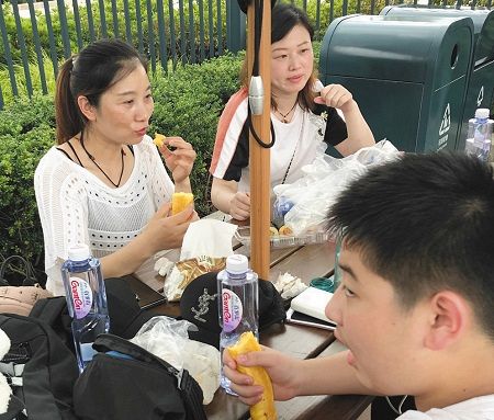 食べ物持ち込み禁止はおかしい 中国 上海ディズニーで大論争 東京新聞 Tokyo Web