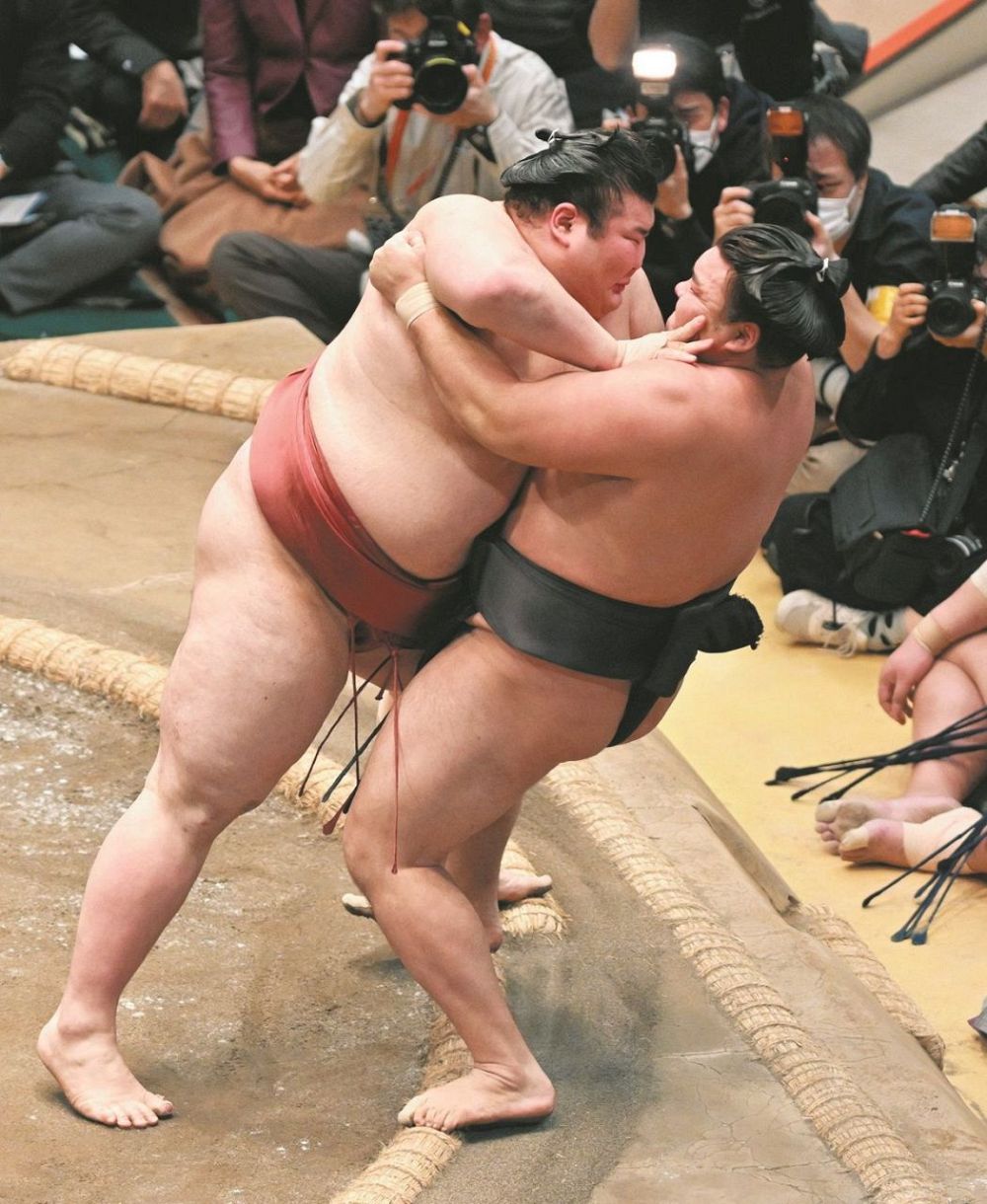 熱海富士、トップタイで千秋楽へ 初賜杯に向け欧勝海と対戦 14日目は