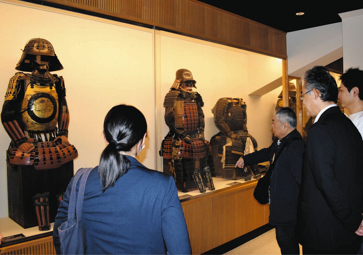 武者の装い」機動性～華麗さへ 北条氏ゆかりの腹巻も 小田原城天守閣で