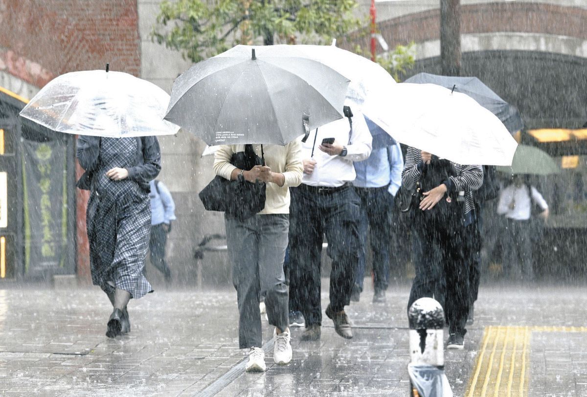 台風6号が関東直撃 都心は半日で1カ月分の雨量に…神田川、目黒川