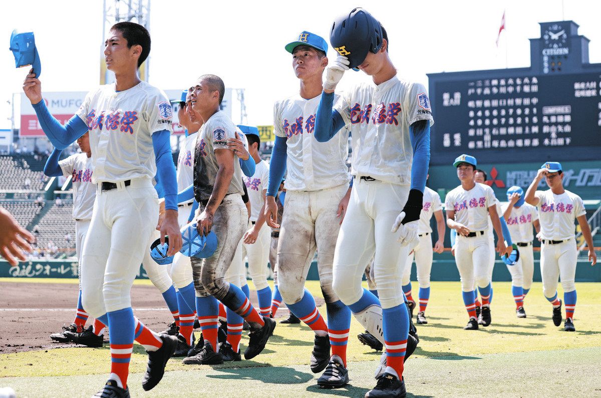 夏の甲子園＞花咲徳栄、攻撃力生かせず初戦で涙 7安打で1得点 新潟産大付に惜敗：東京新聞デジタル