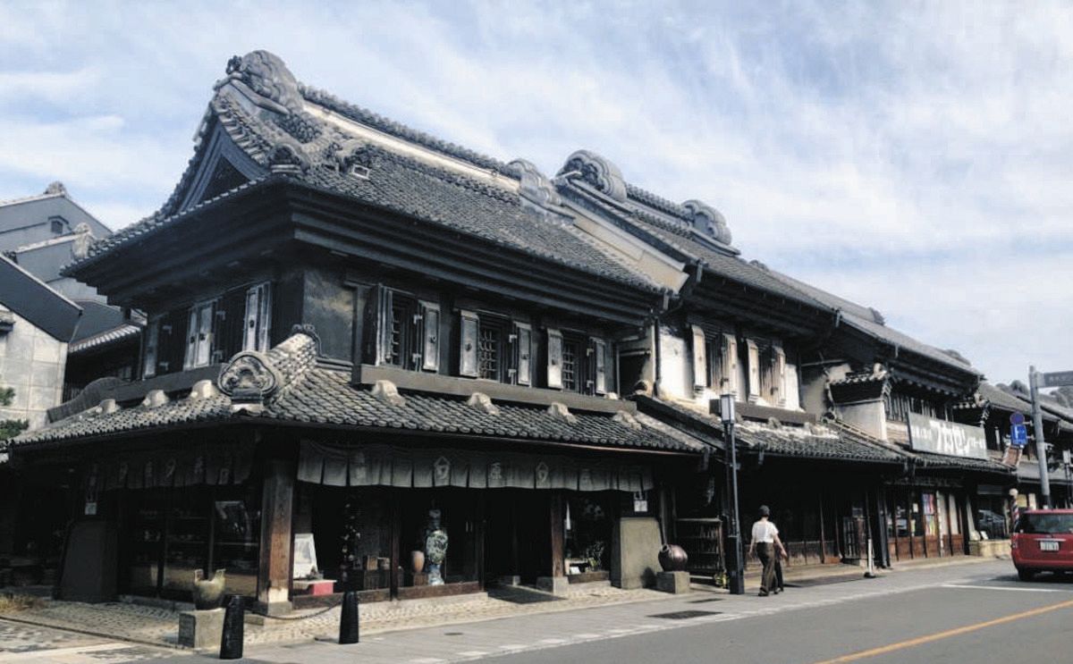 The streetscape of the storehouse style still remains in Kawagoe City, Saitama Prefecture