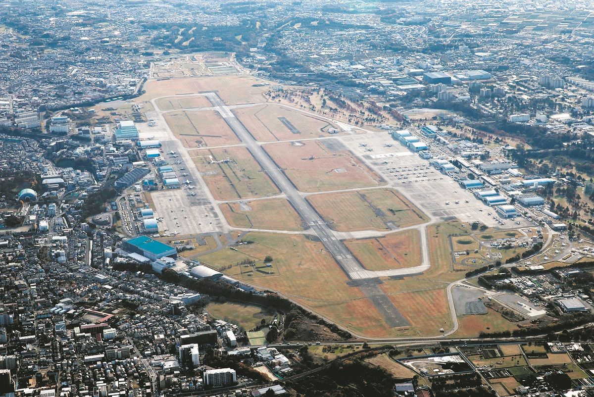 米 軍 基地 厚木