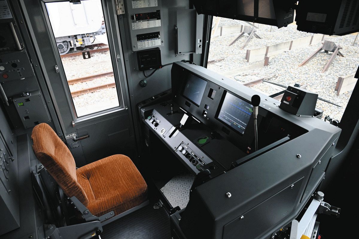 東武東上線の新型通勤電車90000系、前面は「逆スラント式」 川舟を
