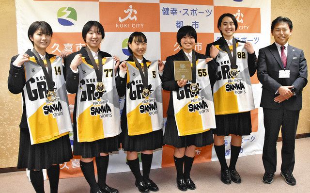 ３人制女子バスケで全国初ｖ 久喜高 市長に報告 チームで決めた 東京新聞 Tokyo Web