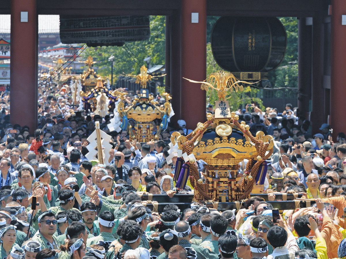 浅草神社・三社祭2日目 「子之宮」地域文化を次世代へ 44町会の神輿も