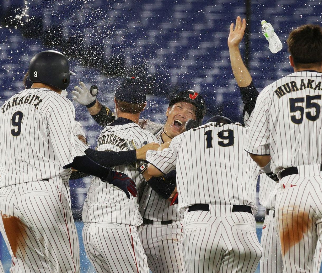 侍ジャパン 米国にサヨナラ勝ちで４強 東京新聞 Tokyo Web