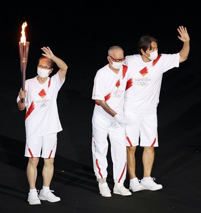 長嶋茂雄さんが緊急搬送 プロ野球元巨人監督、昨年東京五輪開会式では