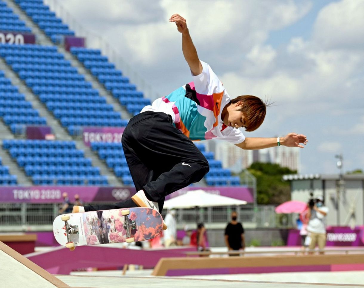 東京五輪のスケートボード男子ストリートで金メダルを獲得した堀米雄斗＝2021年7月25日、 有明アーバンスポーツパークで