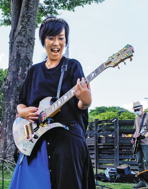 1000人ROCK 伊香保を熱く hideさんの曲に合わせ演奏 4年ぶり渋川で本格