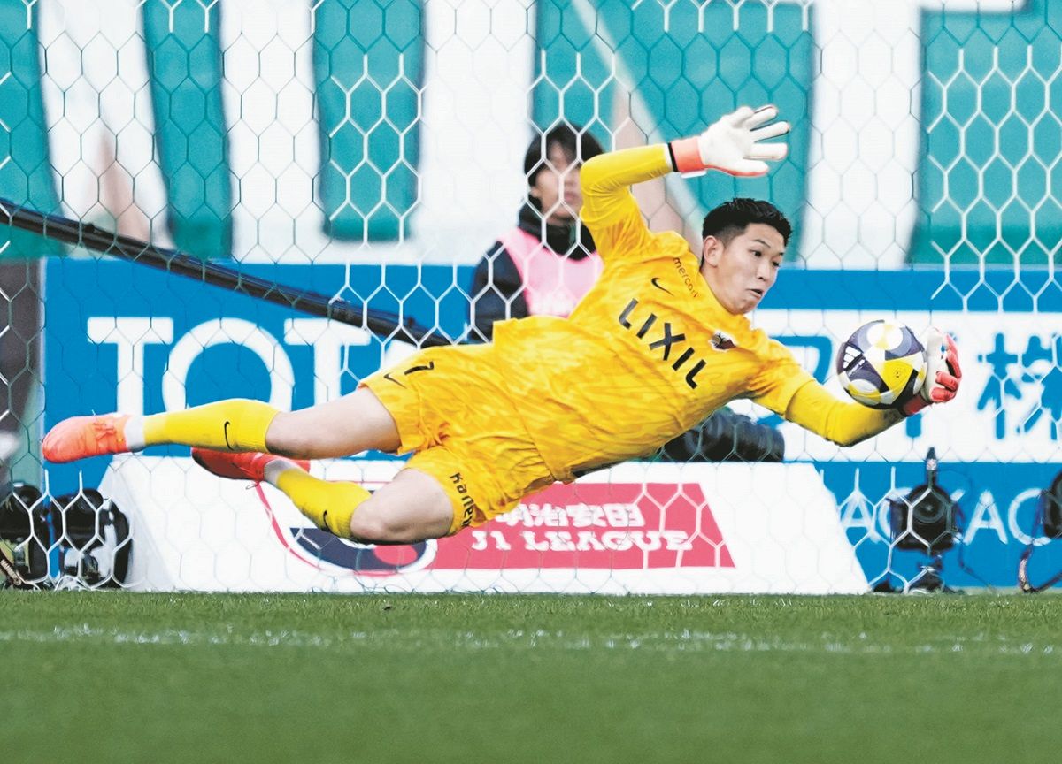 鹿島アントラーズが辛勝で首位キープ 優勝争いは最終節で決着へ…鈴木優